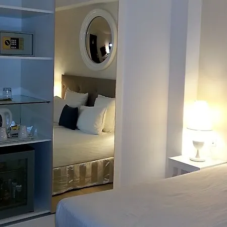 Catalonia Grand Place 4* Brussels