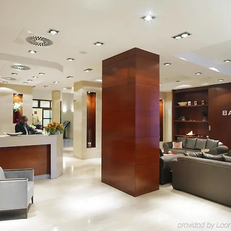 Catalonia Grand Place Hotel 4*